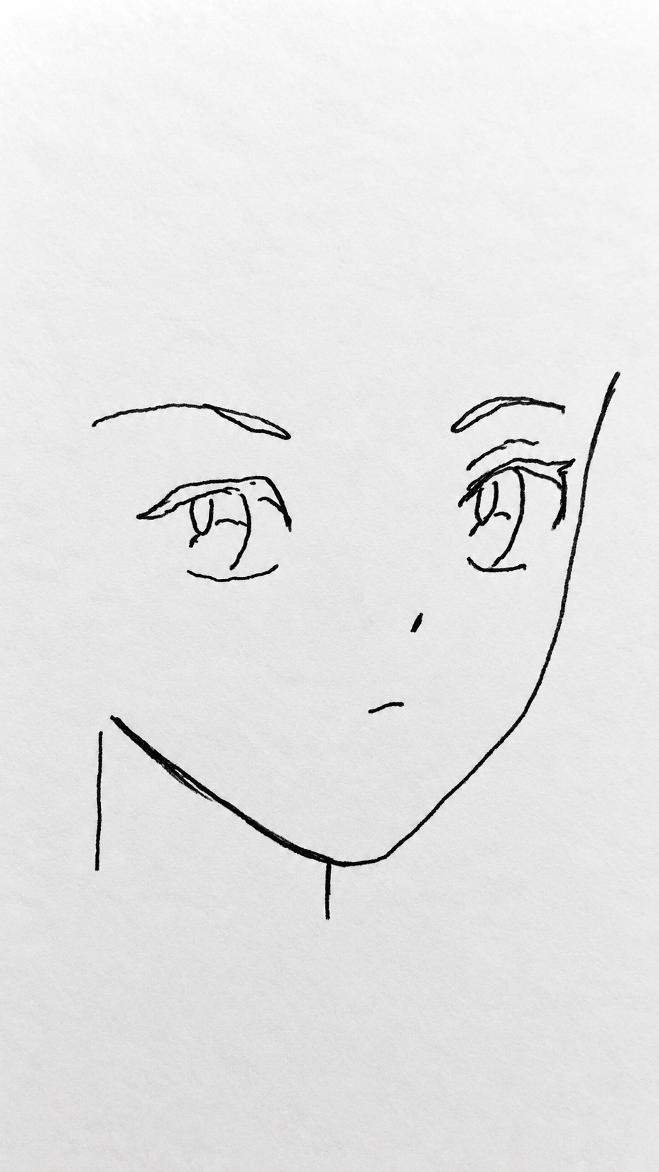 白い紙に黒い線で描かれた顔のスケッチ。左右の目と眉、小さな鼻と口、あごの線、首の線だけで描いてある